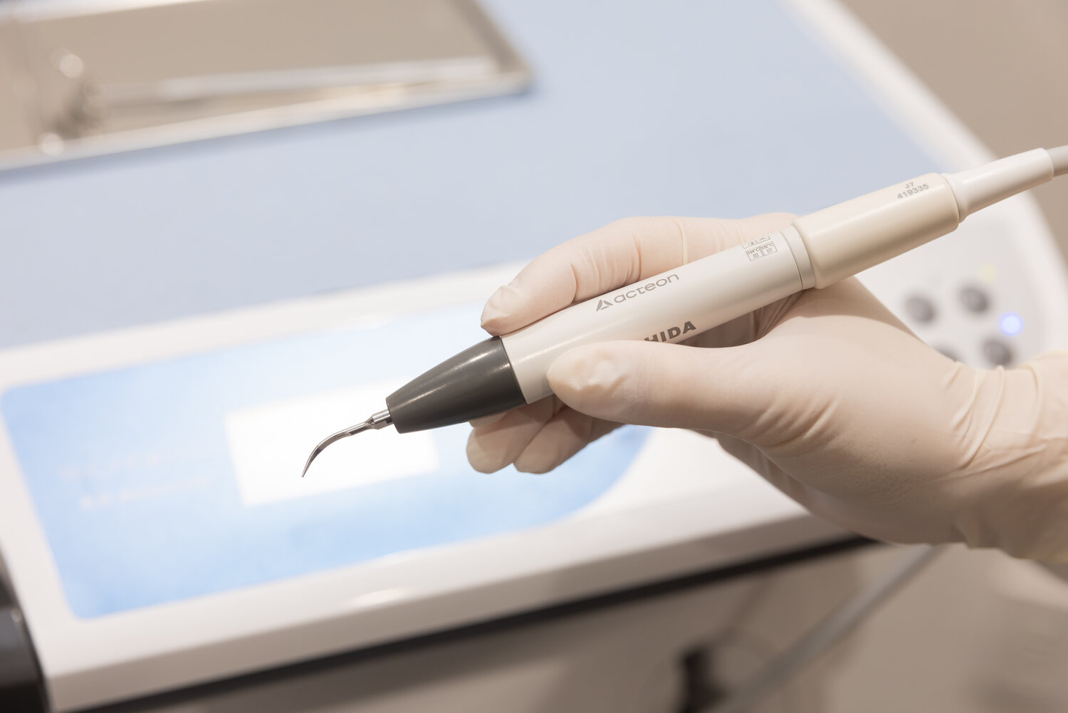 最新機器を用いた効果的な専門的クリーニング